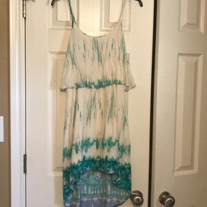 Hi lo Chelsea and violet dress